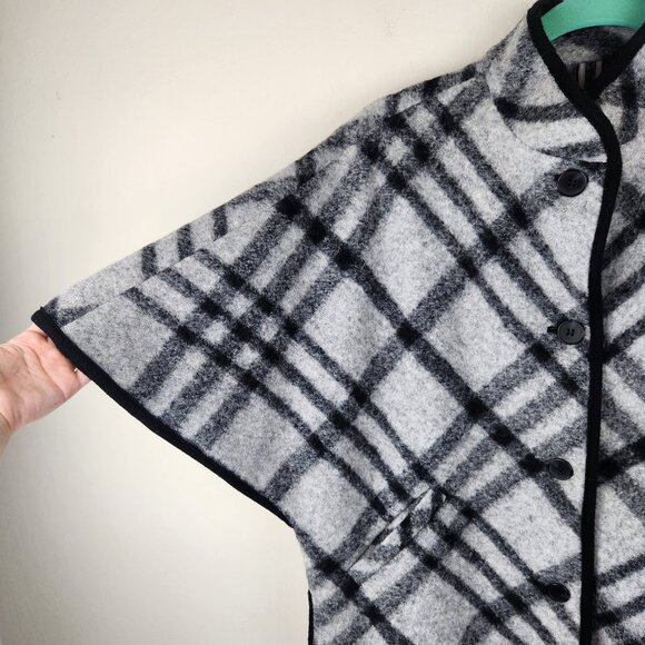 Talbots Wool Blend Plaid Oversized Button Front Poncho Cape PP (XSP) - Picture 4 of 13